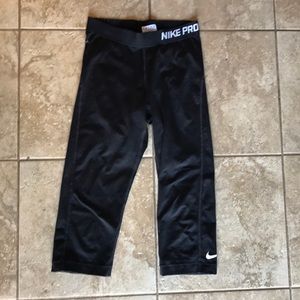 Nike crop leggings